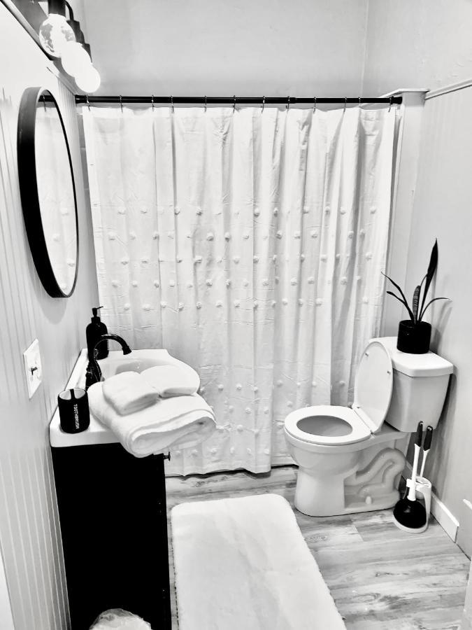 Newly Renovated Cozy Home Minutes From Broadmoor And Downtown Colorado Springs Eksteriør bilde