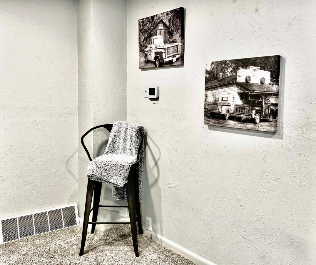 Newly Renovated Cozy Home Minutes From Broadmoor And Downtown Colorado Springs Eksteriør bilde